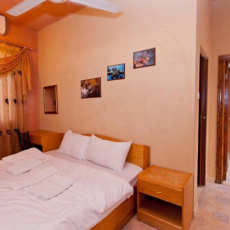 Arab Divers Dive Center And Bed & Breakfast Aqaba Exterior photo