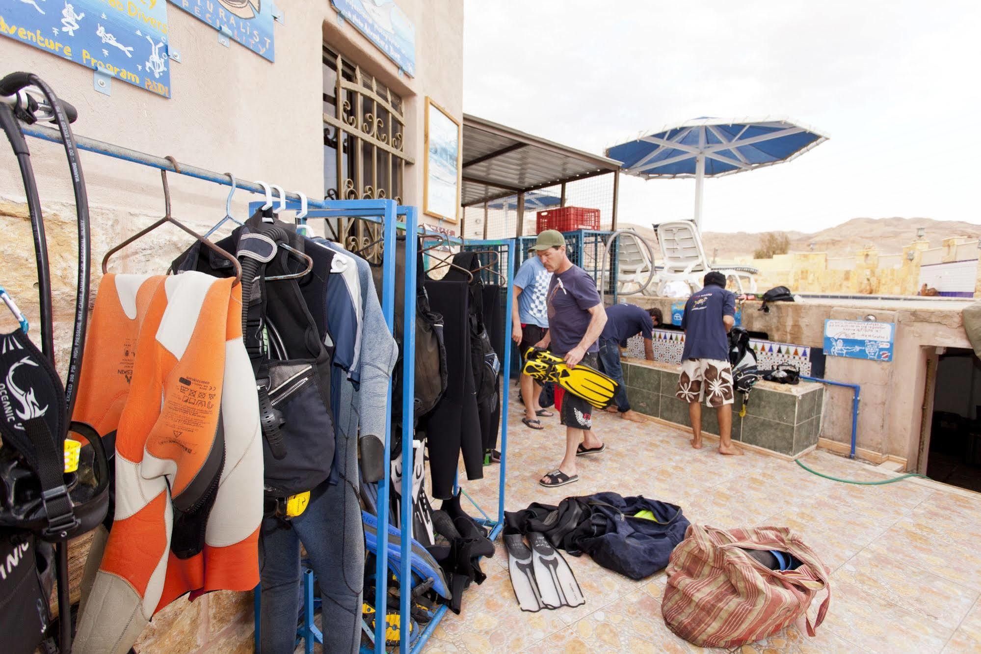 Arab Divers Dive Center And Bed & Breakfast Aqaba Exterior photo