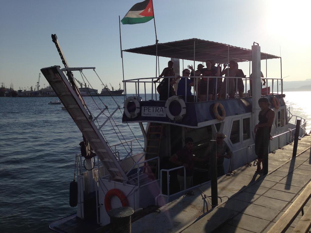 Arab Divers Dive Center And Bed & Breakfast Aqaba Exterior photo